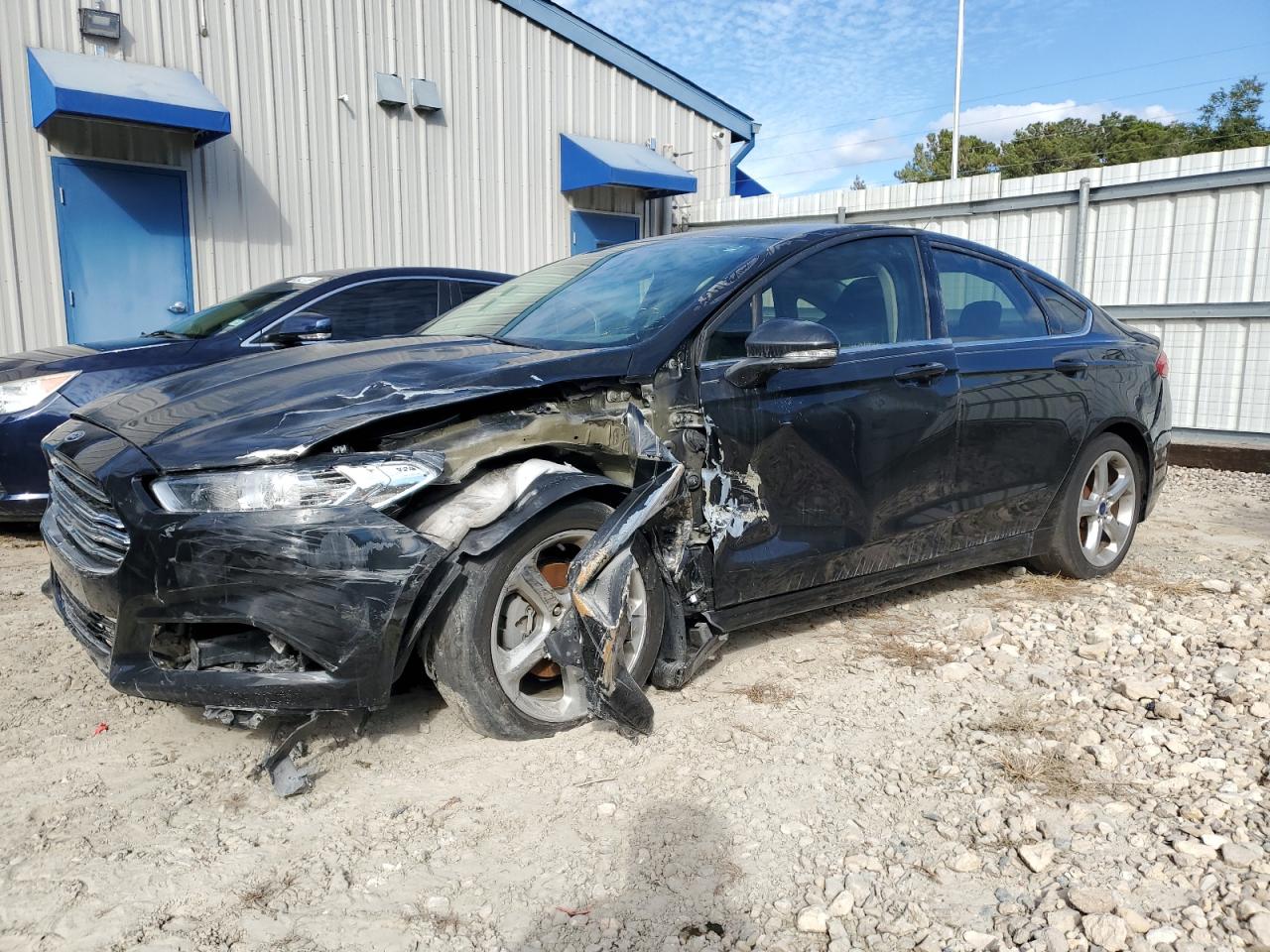 Ford Fusion Se Image 1