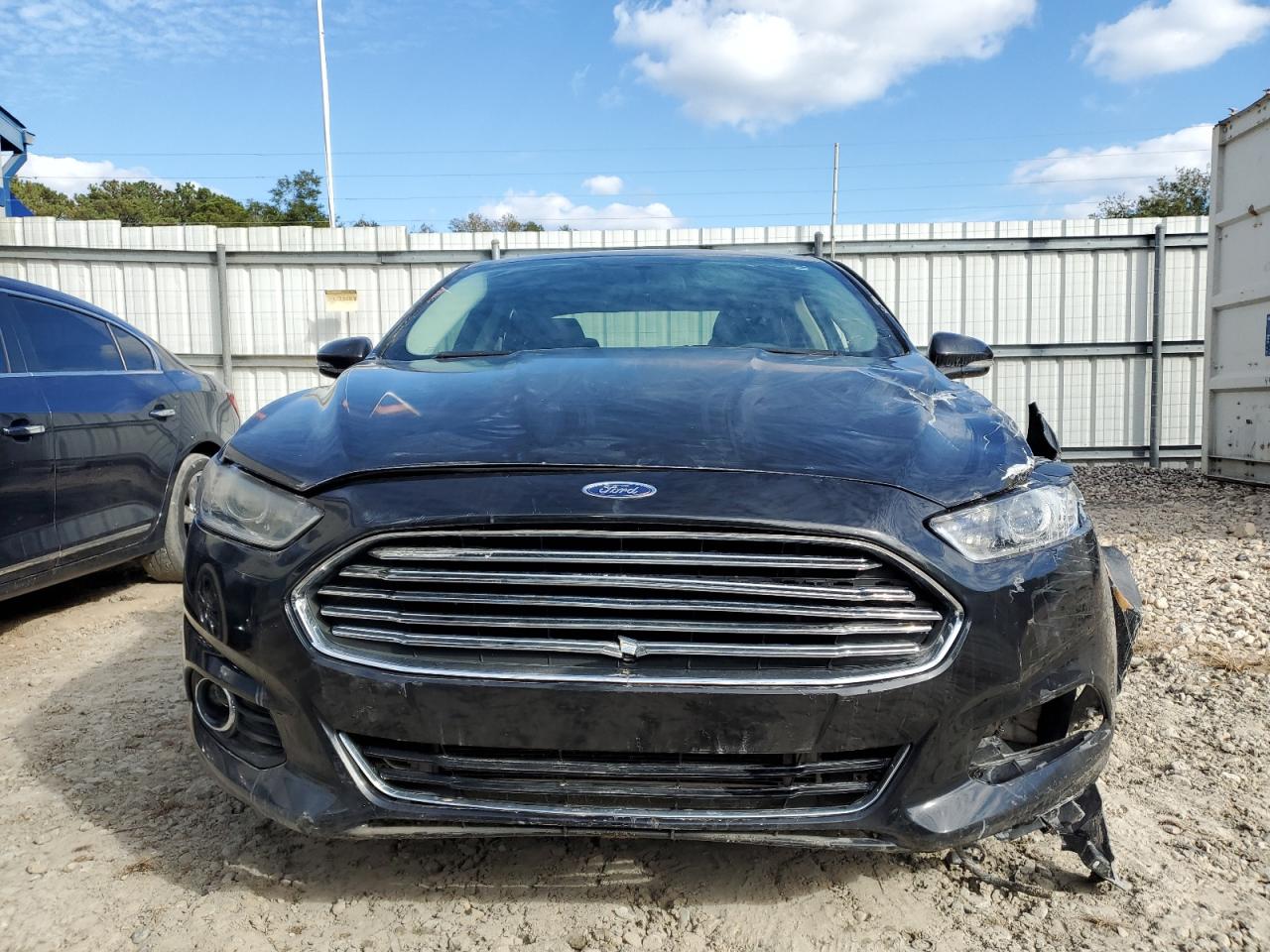 Ford Fusion Se Image 9