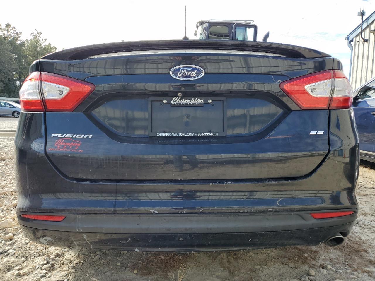 Ford Fusion Se Image 12