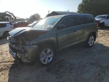  Salvage Toyota Highlander