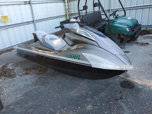  Salvage Yamaha Jetski