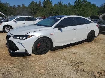  Salvage Toyota Avalon