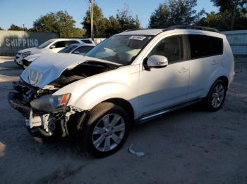  Salvage Mitsubishi Outlander