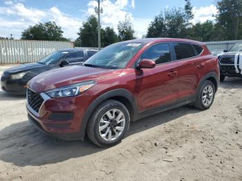  Salvage Hyundai TUCSON