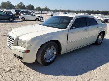  Salvage Chrysler 300