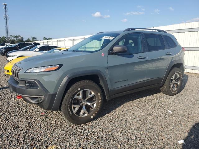  Salvage Jeep Cherokee