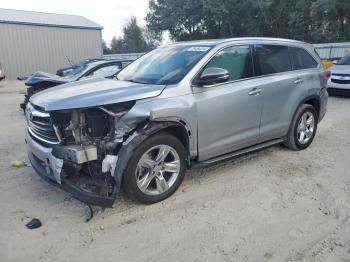  Salvage Toyota Highlander