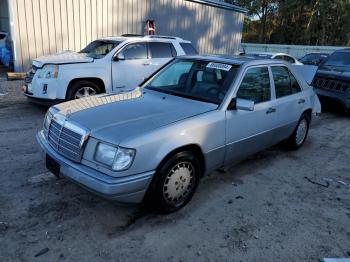  Salvage Mercedes-Benz 300-Class