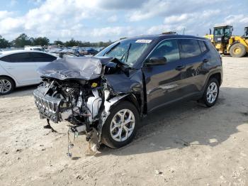  Salvage Jeep Compass