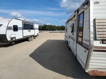  Salvage Coachmen Trailer