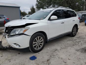  Salvage Nissan Pathfinder