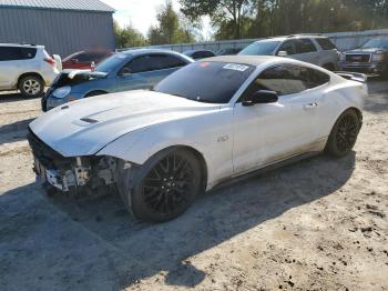  Salvage Ford Mustang