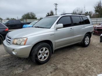  Salvage Toyota Highlander