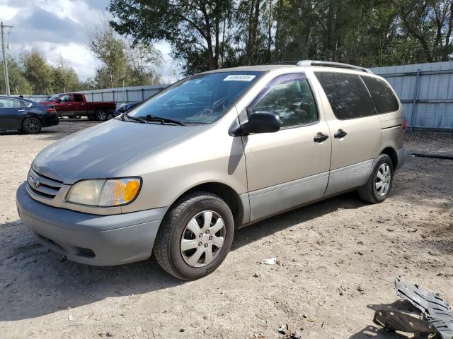  Salvage Toyota Sienna