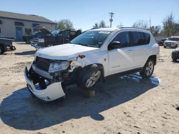  Salvage Jeep Compass