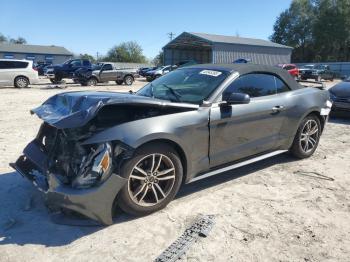  Salvage Ford Mustang