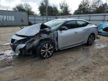  Salvage Nissan Maxima