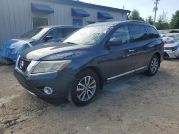  Salvage Nissan Pathfinder