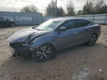  Salvage Nissan Maxima