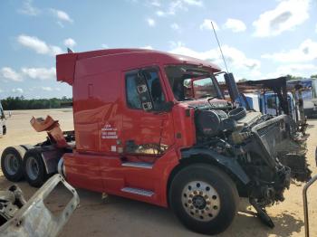 Salvage Volvo Vn