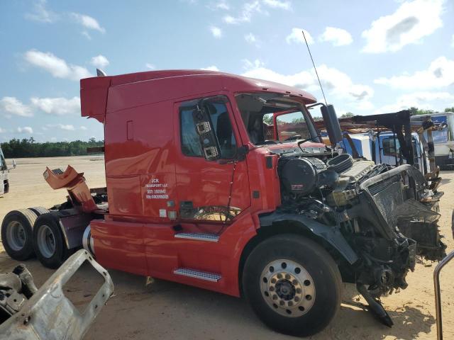  Salvage Volvo Vn