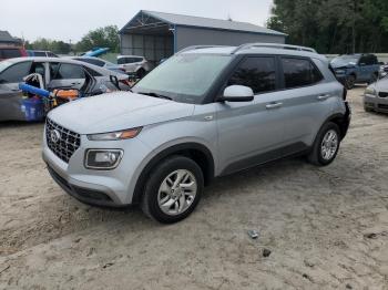  Salvage Hyundai VENUE