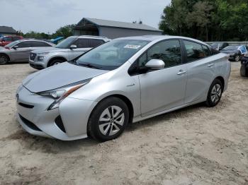  Salvage Toyota Prius