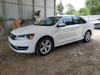  Salvage Volkswagen Passat