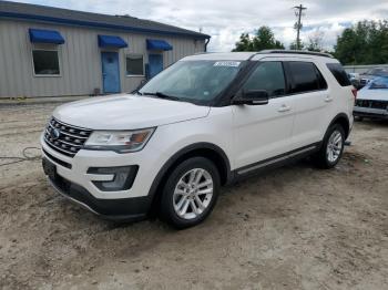  Salvage Ford Explorer