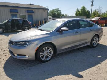  Salvage Chrysler 200