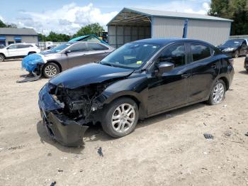  Salvage Toyota Yaris
