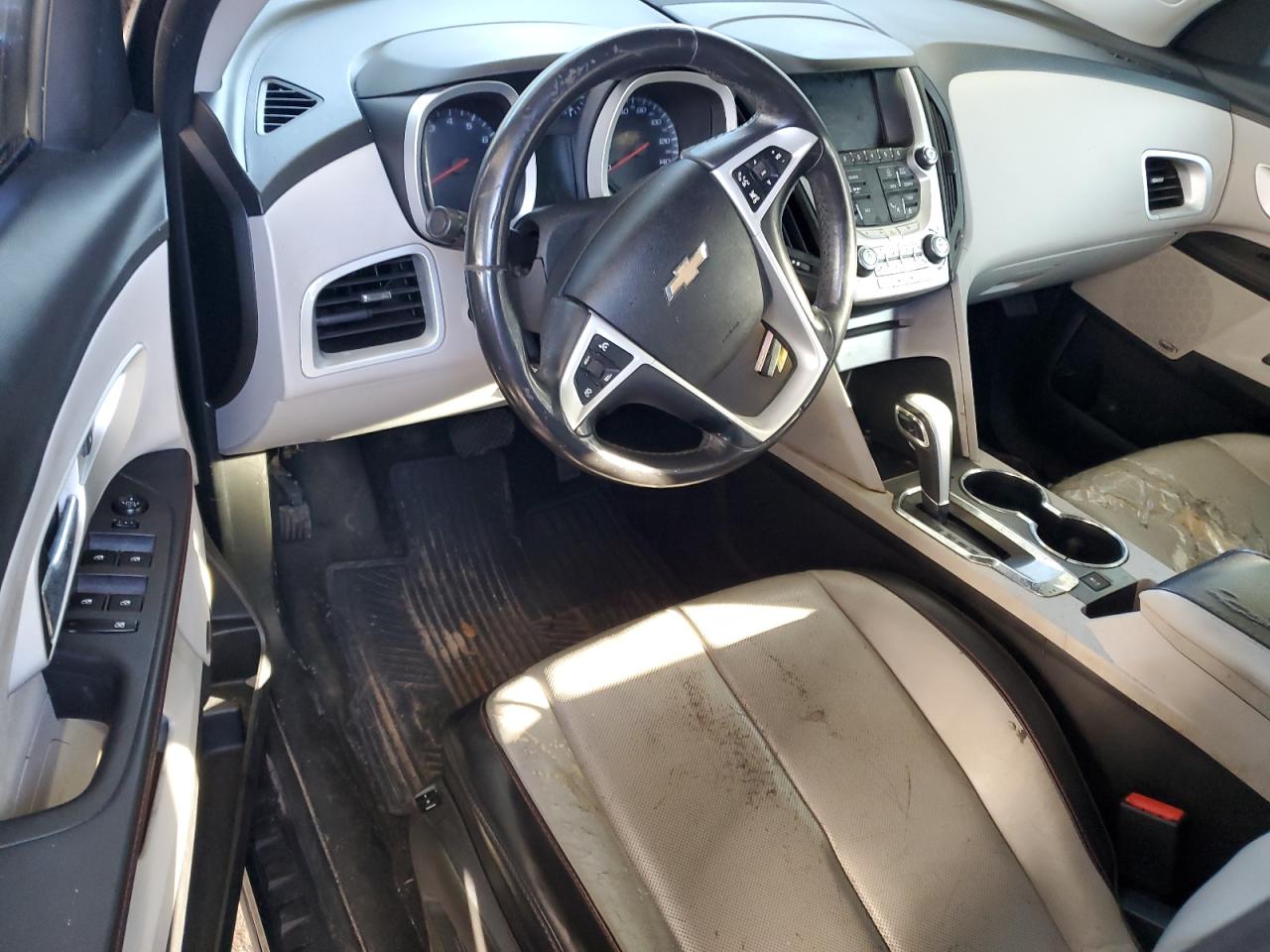 Chevrolet Equinox Ltz Image 2