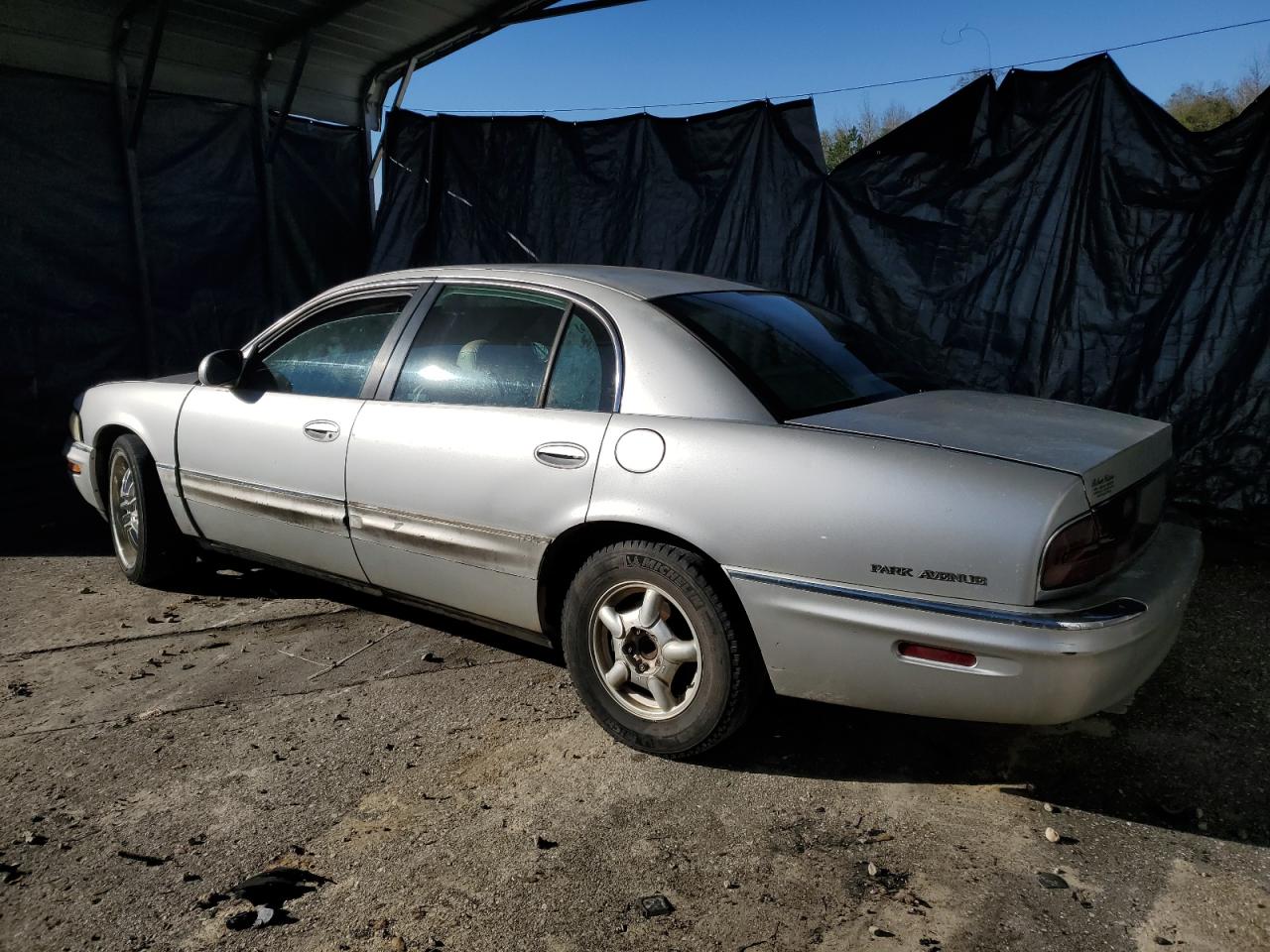 Buick Park Ave Image 2