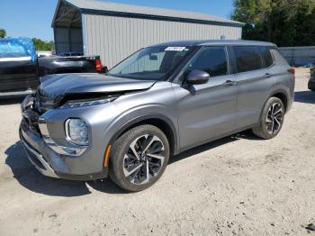  Salvage Mitsubishi Outlander