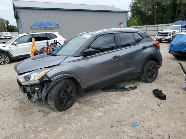  Salvage Nissan Kicks