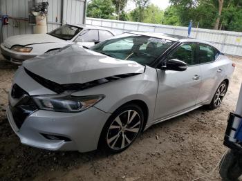  Salvage Nissan Maxima