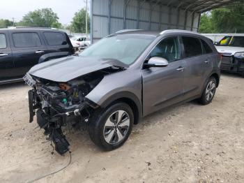  Salvage Kia Niro