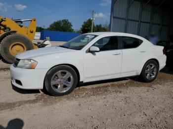  Salvage Dodge Avenger