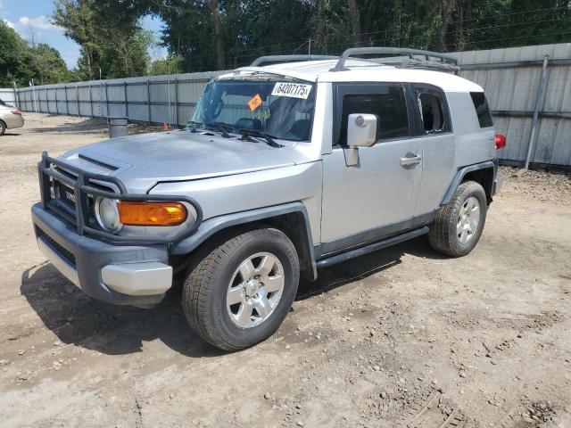  Salvage Toyota FJ Cruiser