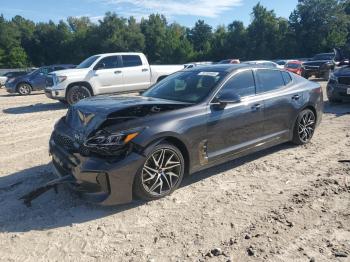  Salvage Kia Stinger