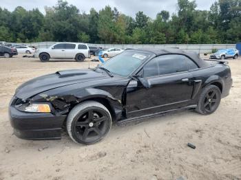  Salvage Ford Mustang