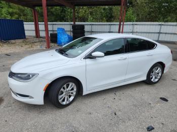  Salvage Chrysler 200