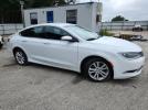 Chrysler 200 Limited Image 8