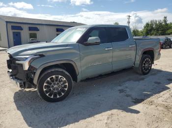  Salvage Toyota Tundra