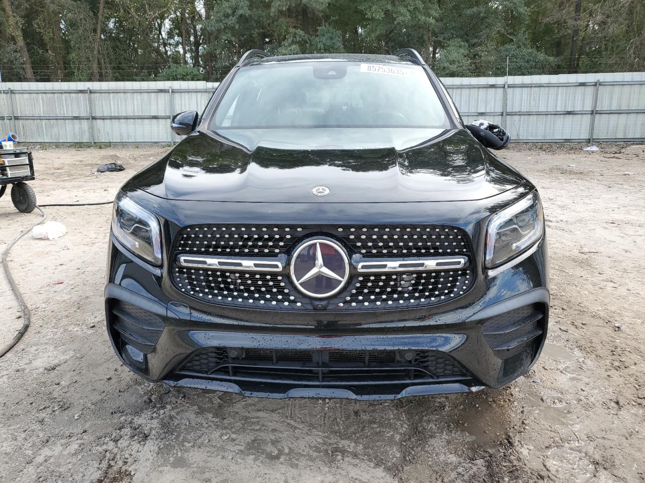 Mercedes-Benz GLB 250 4matic Image 4