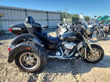  Salvage Harley-Davidson Fl