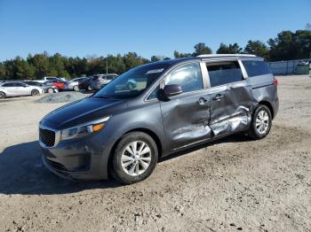  Salvage Kia Sedona