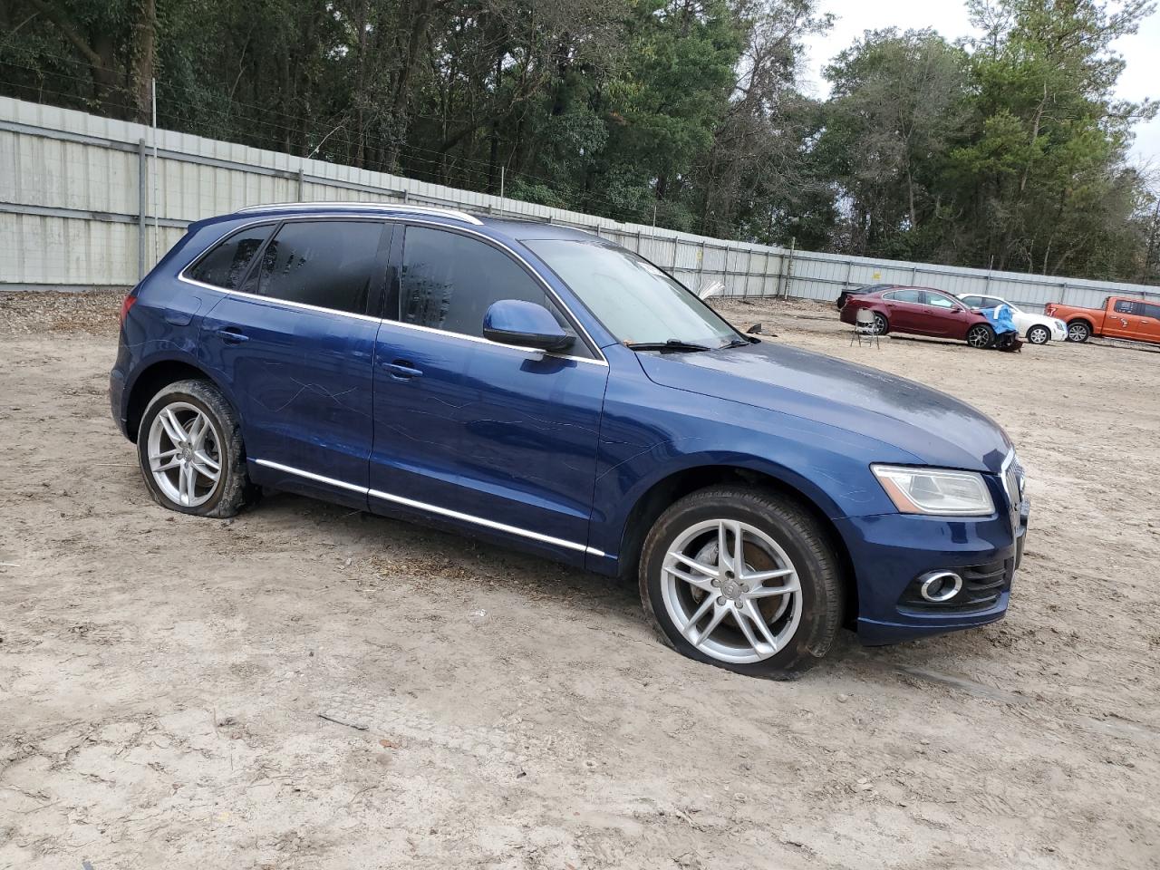 Audi Q5 Premium Plus Image 13