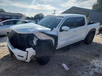  Salvage Nissan Frontier
