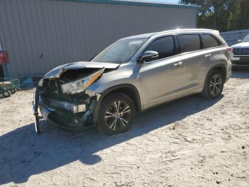  Salvage Toyota Highlander